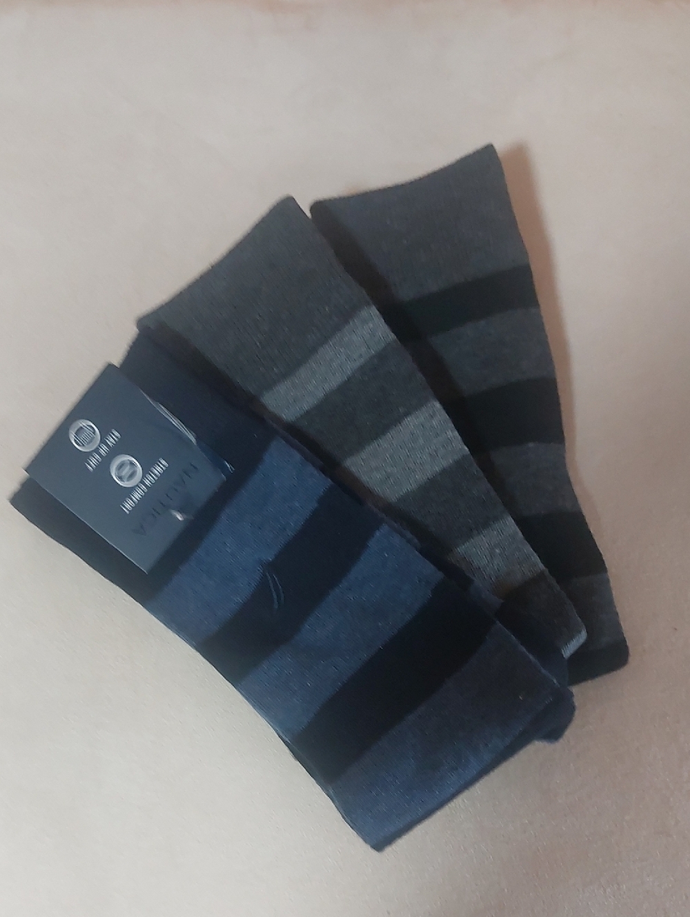 Nautica Men’s Striped Crew Socks - Blue & Gray